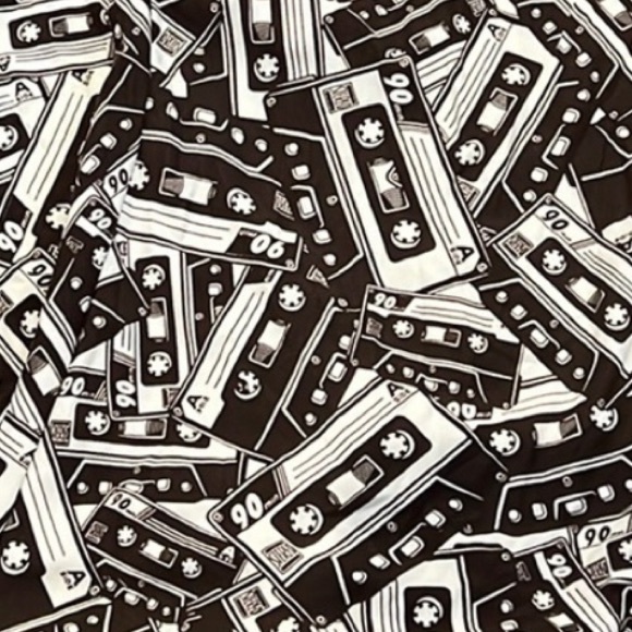 LULAROE RETRO CASSETTE TAPE 80’s LEGGINGS - Picture 2 of 3